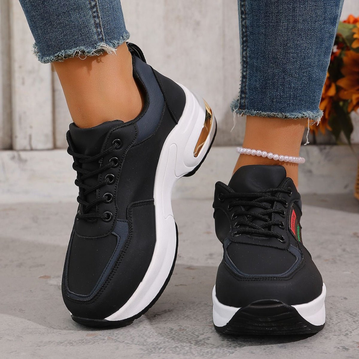 Round Toe Lace Up Sneakers - SuzRevera