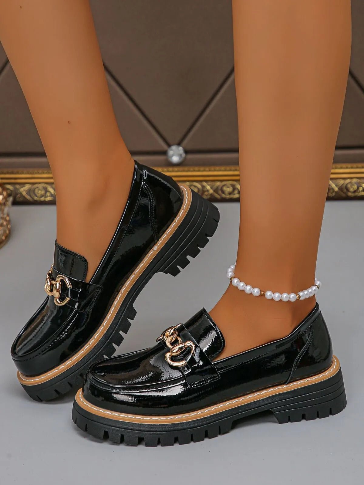 Round Toe Platform Loafers - SuzRevera