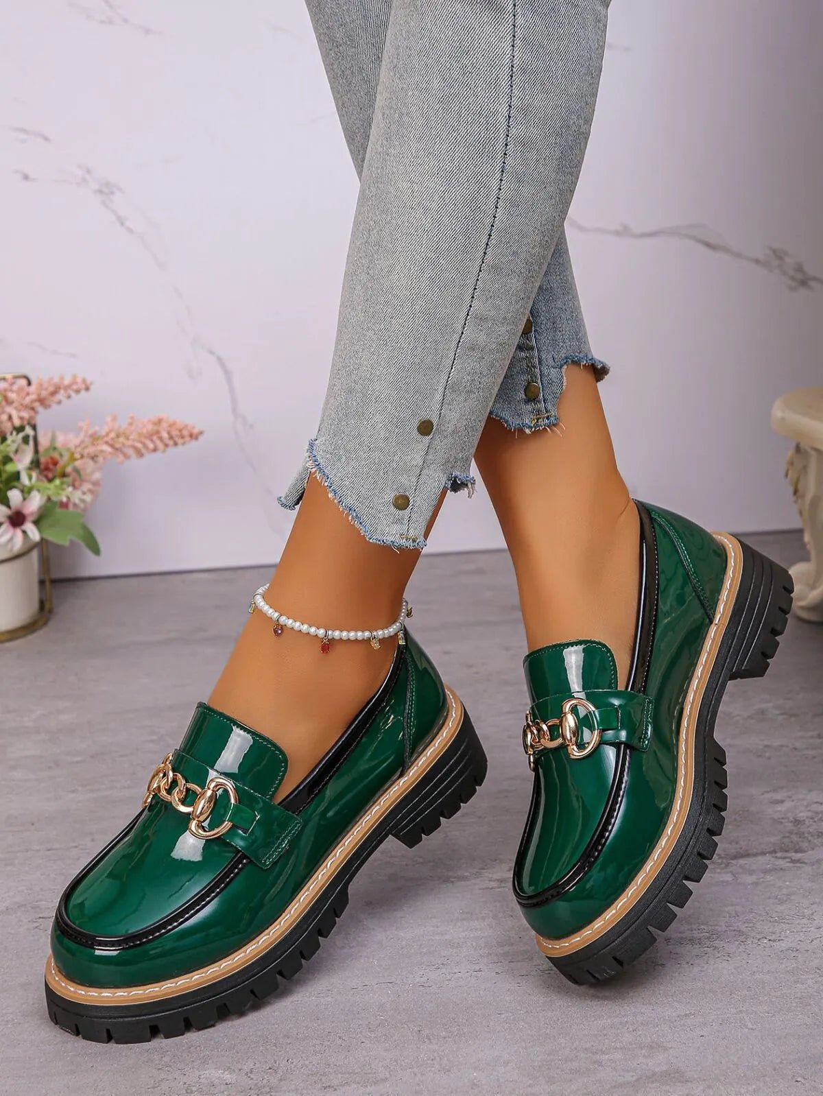 Round Toe Platform Loafers - SuzRevera