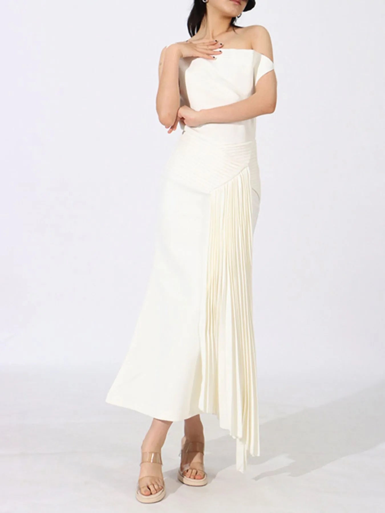Single Shoulder Pleated Dress - SuzRevera