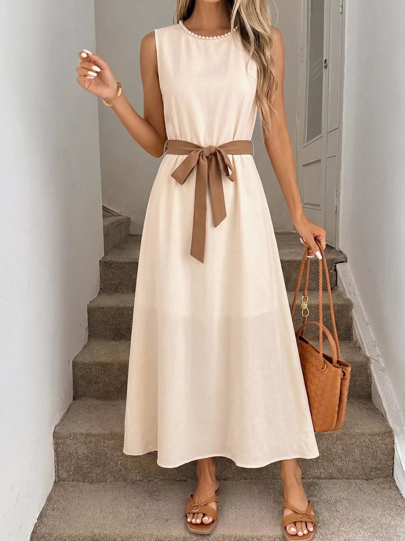 Sleeveless A-Line Midi Dress - SuzRevera